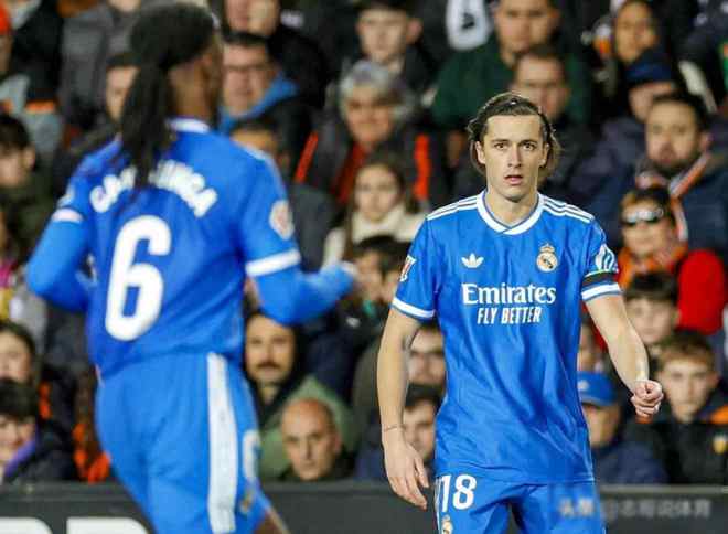 从上海久事迎意甲关键赛到赛后瓦伦西亚备战西甲，新奥尔良鹈鹕围绕NBA常规赛迎来里程碑的简单介绍